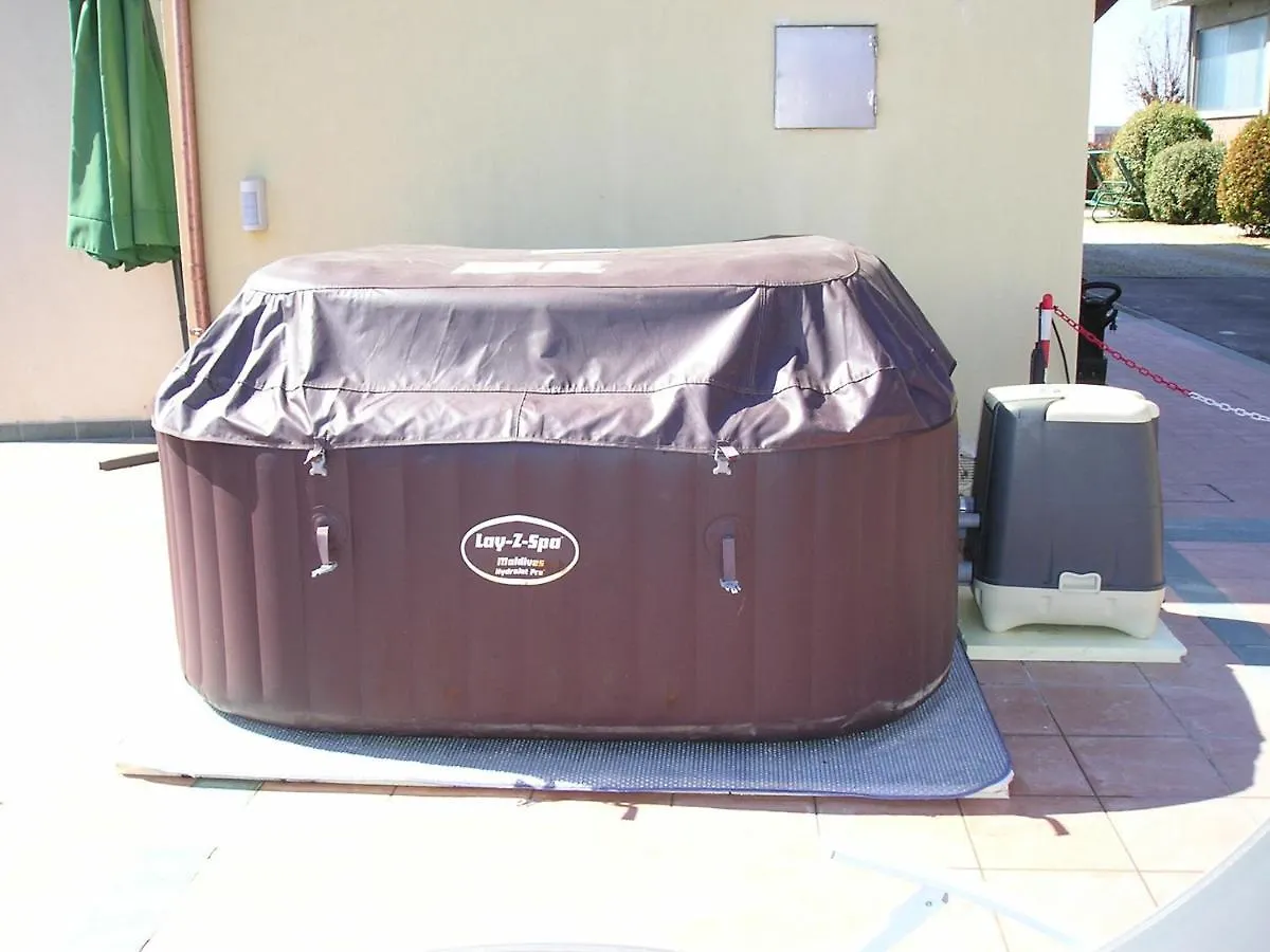 Appartement Intero Appartamento Con Giardino E Colazione Dario Parme Italie